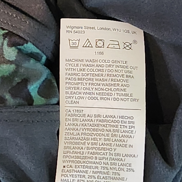 NWT Athleta Conscious Crop Serene Size Medium D-DD - Picture 8 of 11